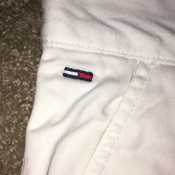 Tommy Hilfiger Shorts - Picture 3 of 6